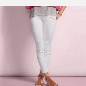 CAbi #5306 White Moto Skinny Jeans Zippered Pockets Casual Fun Size 2